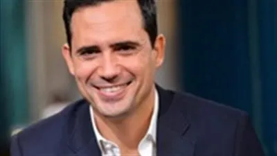 عائشة بن أحمد تهنئ ظافر العابدين بعيد ميلاده الـ 48 عبر 