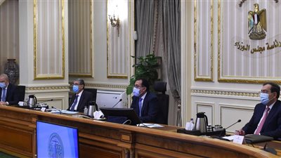 مواجهة الأمطار وتخفيض مصروفات الطلبة الوافدين.. أبرز نشاطات الحكومة في أسبوع