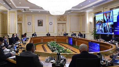 مستجدات كورونا ومد مهلة التصالح في البناء.. أبرز نشاطات الحكومة في أسبوع