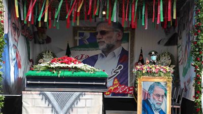 تفاصيل جديدة بشأن اغتيال العالم النووي الإيراني فخري زادة