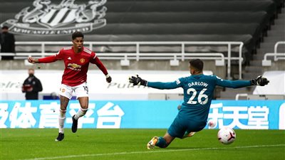 مانشستر يونايتد يخطط للحفاظ على نجمه