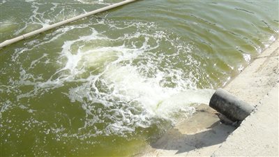 وزير الإسكان: بدء التشغيل التجريبي لمحطة معالجة الصرف الصحى بساقلتة فى سوهاج