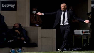 زيدان يغسل أحزان ريال مدريد