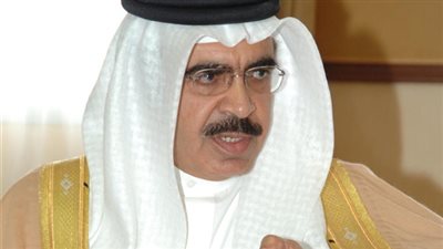 وزير الداخلية البحريني يلتقي البحارة الذين تعرضوا للاستهداف على أيدي قطر