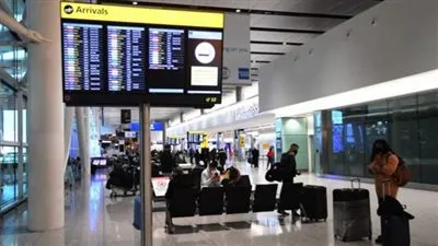 بشكل عاجل.. بريطانيا تحاول تقليل الاضطراب الناجم عن حظر السفر بسبب كورونا 