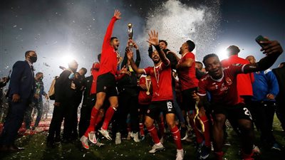 الأهلي يتخذ قرارا هاما تجاه نجم الفريق