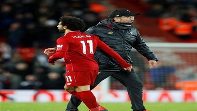 عاجل.. كلوب يفتح النار على محمد صلاح 