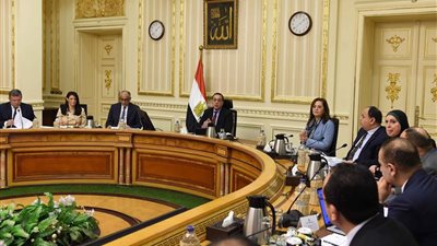 شائعات نفتها الحكومة بشأن امتحانات منتصف العام للمدارس والجامعات