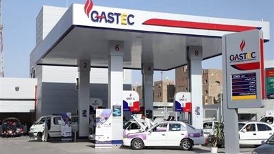 الحكومة تنفي وجود أزمة بالغاز الطبيعي في محطات الوقود