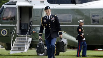 في غياب ترامب عن مراسم التنصيب.. كيف سيتسلم بايدن الحقيبة النووية؟