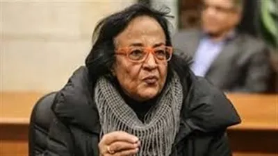 لميس جابر تقدم بلاغ إلى وزير التربية والتعليم (فيديو)