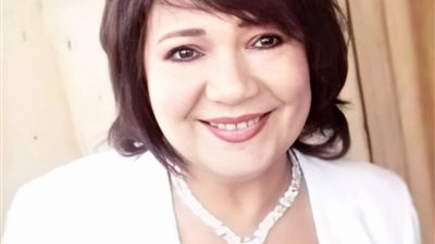 طقوس عايدة رياض في عيد ميلادها.. وأغرب هدية حصلت عليها