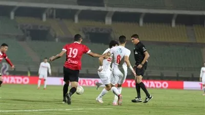 نجم الزمالك السابق يحذر اللجنة الثلاثية من هذا الإجراء