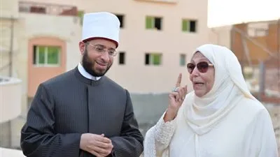 علاقة أسامة الأزهري بـ