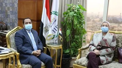 البيئة والتنظيم والإدارة يبحثان تعديل الهيكل التنظيمي لجهازي شئون البيئة وتنظيم إدارة المخلفات 