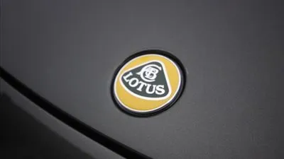 لوتس تستعد لإنتاج سيارة جديدة على حساب مجموعاتها الكلاسيكية