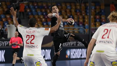 في مباراة دراماتيكية.. مصر تخسر بصعوبة أمام الدنمارك بربع نهائي مونديال اليد