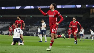 ليفربول يعود لسكة الانتصارات بالفوز على توتنهام في الدوري الإنجليزي