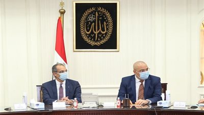 توقيع بروتوكول تعاون لتفعيل الكود المصري لشبكات الالياف الضوئية للاتصالات فى المبانى والمنشآت