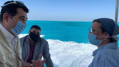 وزيرة البيئة تتابع الأنشطة البحرية بمدينة بالغردقة 