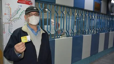 محفطة تذاكر.. هدايا المترو للركاب بمحطات روض الفرج وكلية الزراعة وشبرا الخيمة 