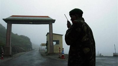 الصين والهند تتفقان على سحب قواتهما من منطقة حدودية متنازع عليها