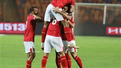 حقيقة مفاوضات الزمالك مع هداف الأهلي السابق