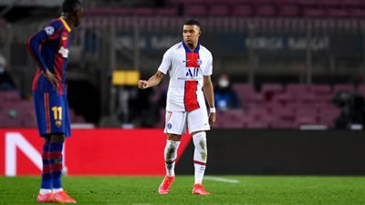 مبابي يخطف الأضواء من نيمار