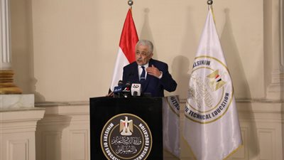 وزير التعليم يعلن موعد الامتحان الموحد للشهادة الإعدادية