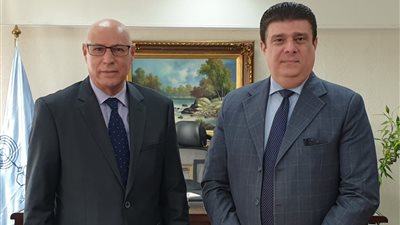 حسين زين يلتقي المشرف على قطاع الإعلام بجامعة الدول لتفعيل التعاون المشترك