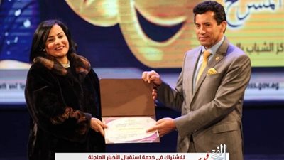 فاطمة محمد علي : سعيدة بتكريمي فى ختام مهرجان هواة المسرح