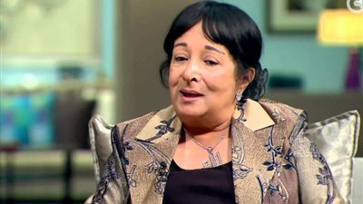 سميرة عبد العزيز تعلق على تصدرها Google Trends بسبب فيديو 