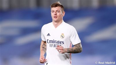 في مقدمتهم توني كروس.. نجوم كرة القدم يتعرضون للكراهية 