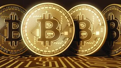 بيتكوين تقفز لأعلى مستوى في أسبوعين وتتجاوز 54 ألف دولار