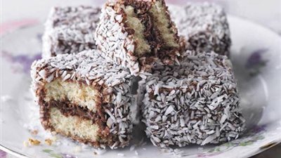 طريقة تحضير كيكة الشوكولاتة بجوز الهند اللذيذة