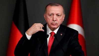 بعد تراجع شعبيته.. أردوغان يلجأ لخطته البديلة للسيطرة على الشعب