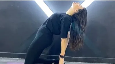 ميرنا نور الدين تستعرض رشاقتها ولياقتها فى أحدث ظهور لها