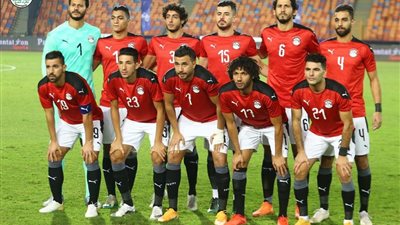 نجم الأهلي يدخل حسابات منتخب مصر
