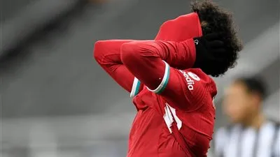 كارلوس: صلاح لن يقترب من راموس 