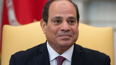 السيسي: المرأة المصرية في قلب وعقل الدولة.. وحمايتهن مسئوليتنا