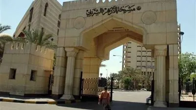 شيخ الأزهر: 50 ألف جنيه للمتوفي و25 ألف للمصاب في حادث قطار سوهاج