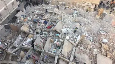 4 مفاجآت عن عقار جسر السويس المنهار