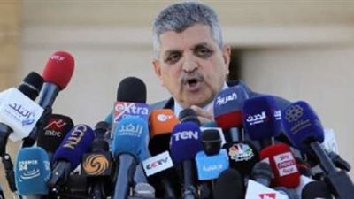 رئيس هيئة قناة السويس: 3 سيناريوهات لإنهاء أزمة السفينة الجانحة