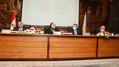  وزيرة التجارة: الانتهاء من ميكنة مكاتب وفروع التنمية الصناعية بالمحافظات وربطها بالمقر الرئيسي 