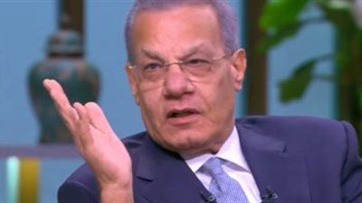 شاهد.. عادل حمودة: قناة السويس حُفرت بدم 160 ألف مصري