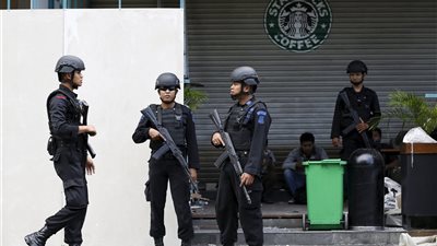 تبادل لإطلاق النيران داخل مقر الشرطة بالعاصمة الإندونيسية جاكرتا