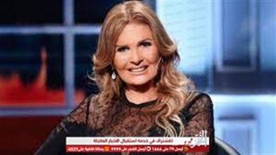 يسرا توجه رسالة للرئيس السيسي بسبب حدث نقل المومياوات الملكية