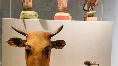 نكشف سبب نقاء صور القطع الأثرية بمتحف الحضارة رغم الحاجز الزجاجي