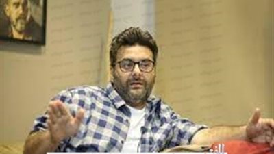 تفاصيل الحالة الصحية للمنتج وليد منصور بعد دخوله المستشفي 