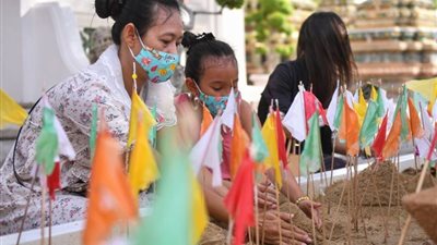 تايلاند تسجل 965 حالة إصابة جديدة بكوفيد -19 